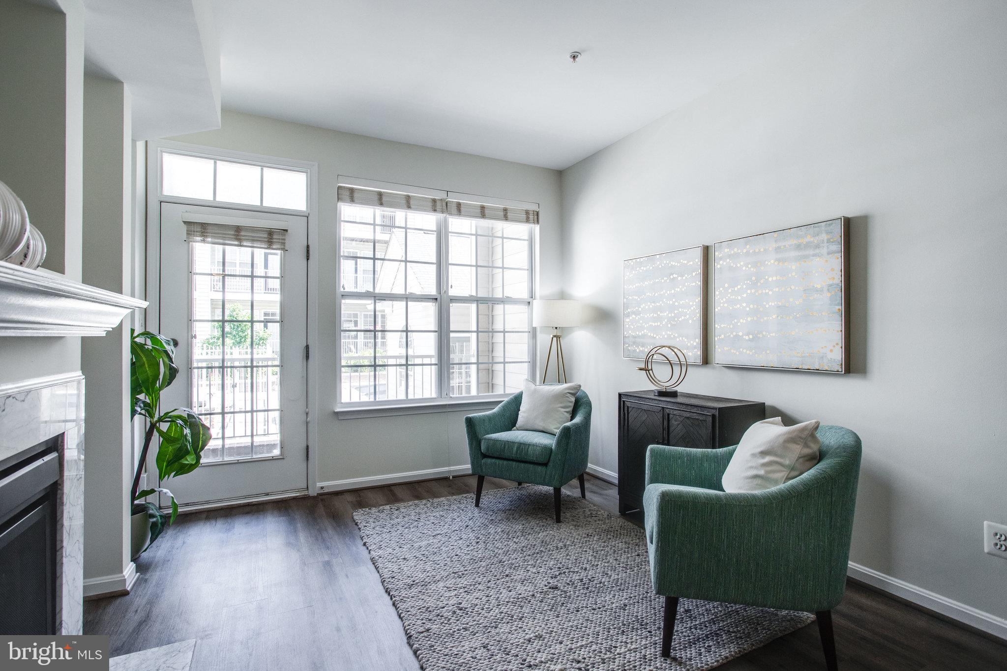 2664 MANHATTAN PLACE 103