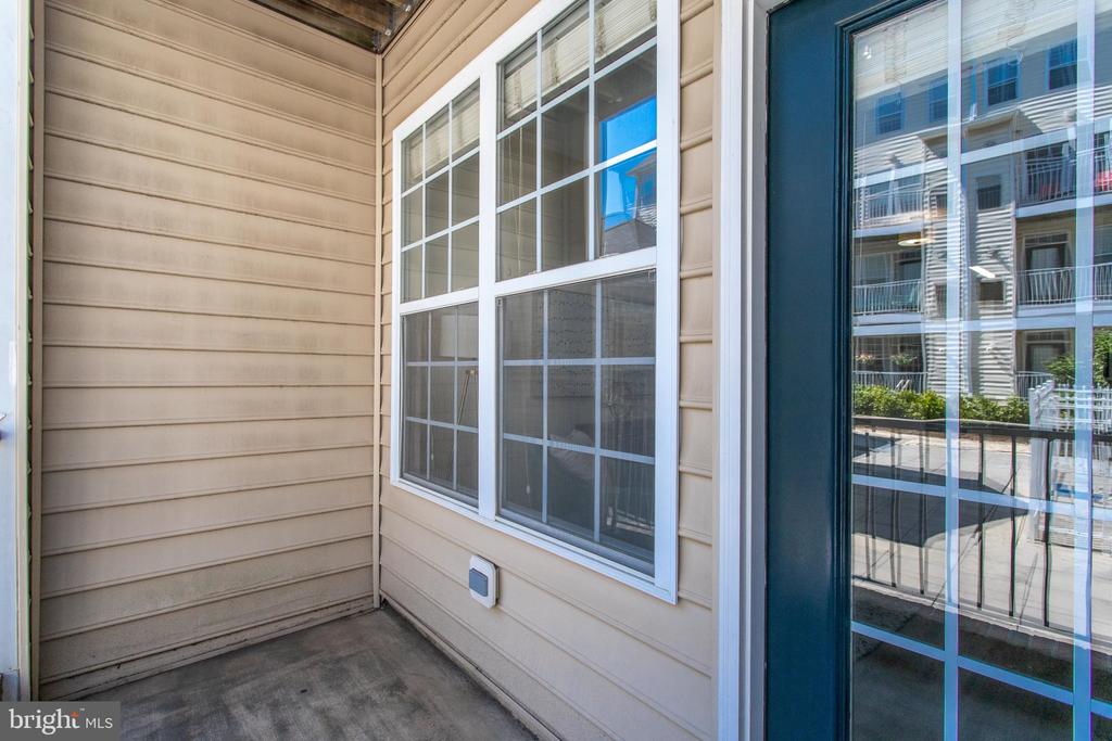 2664 MANHATTAN PLACE 103