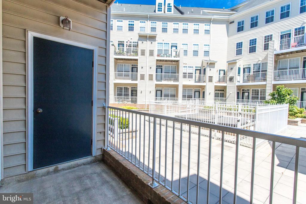 2664 MANHATTAN PLACE 103