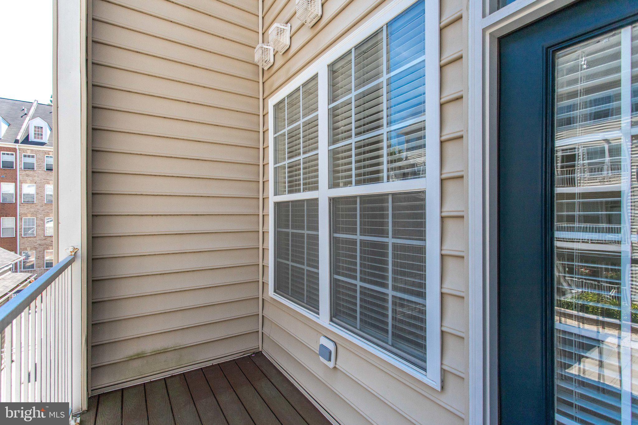 2664 MANHATTAN PLACE 103