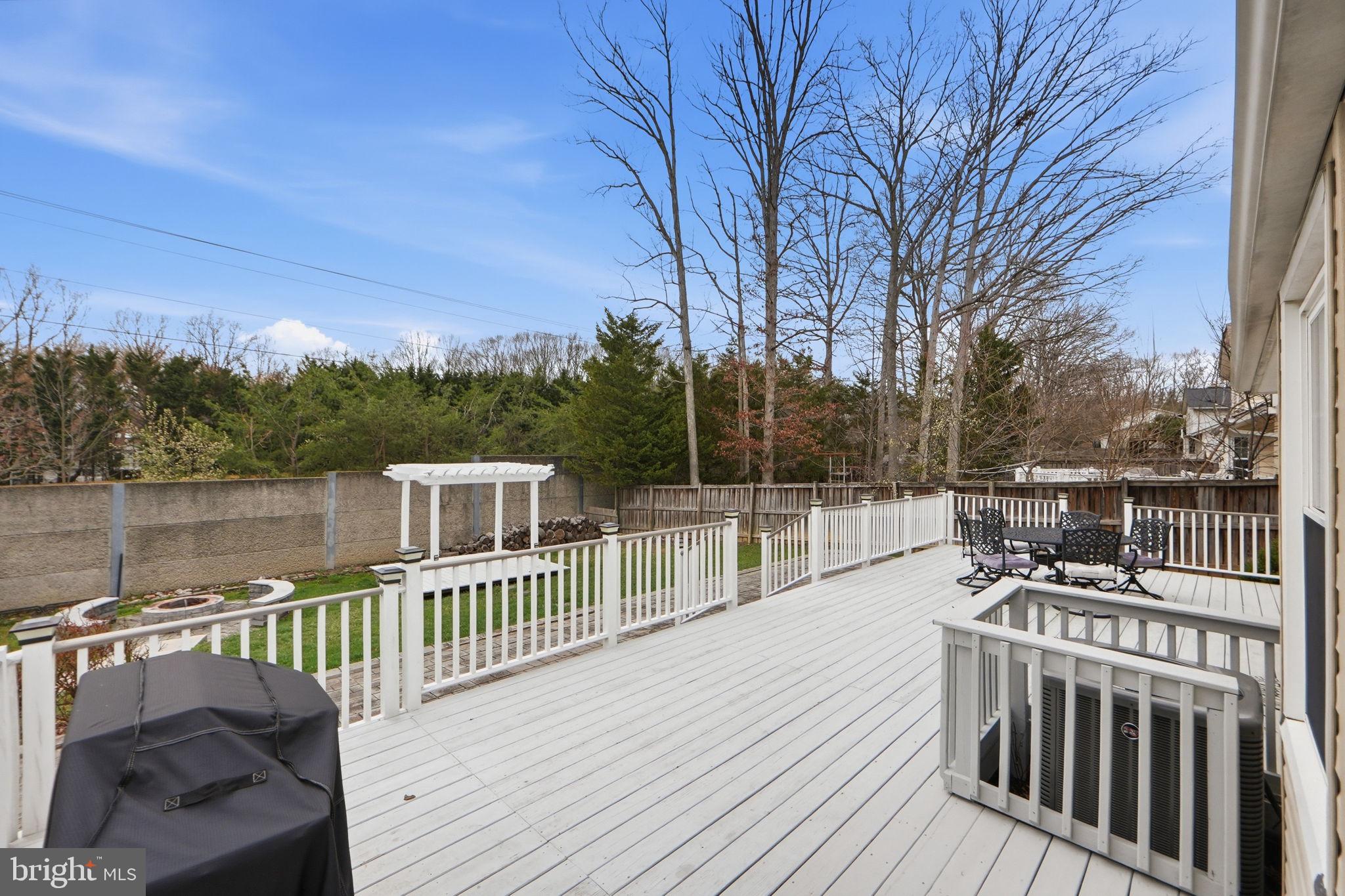 7316 LIGHTSHIP COURT