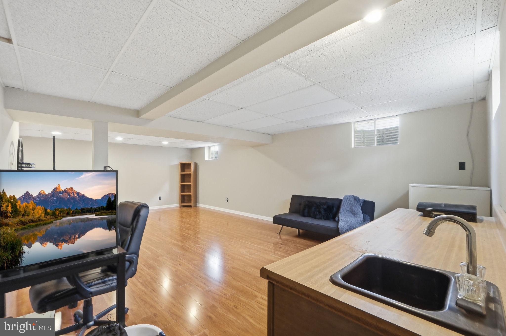 7316 LIGHTSHIP COURT