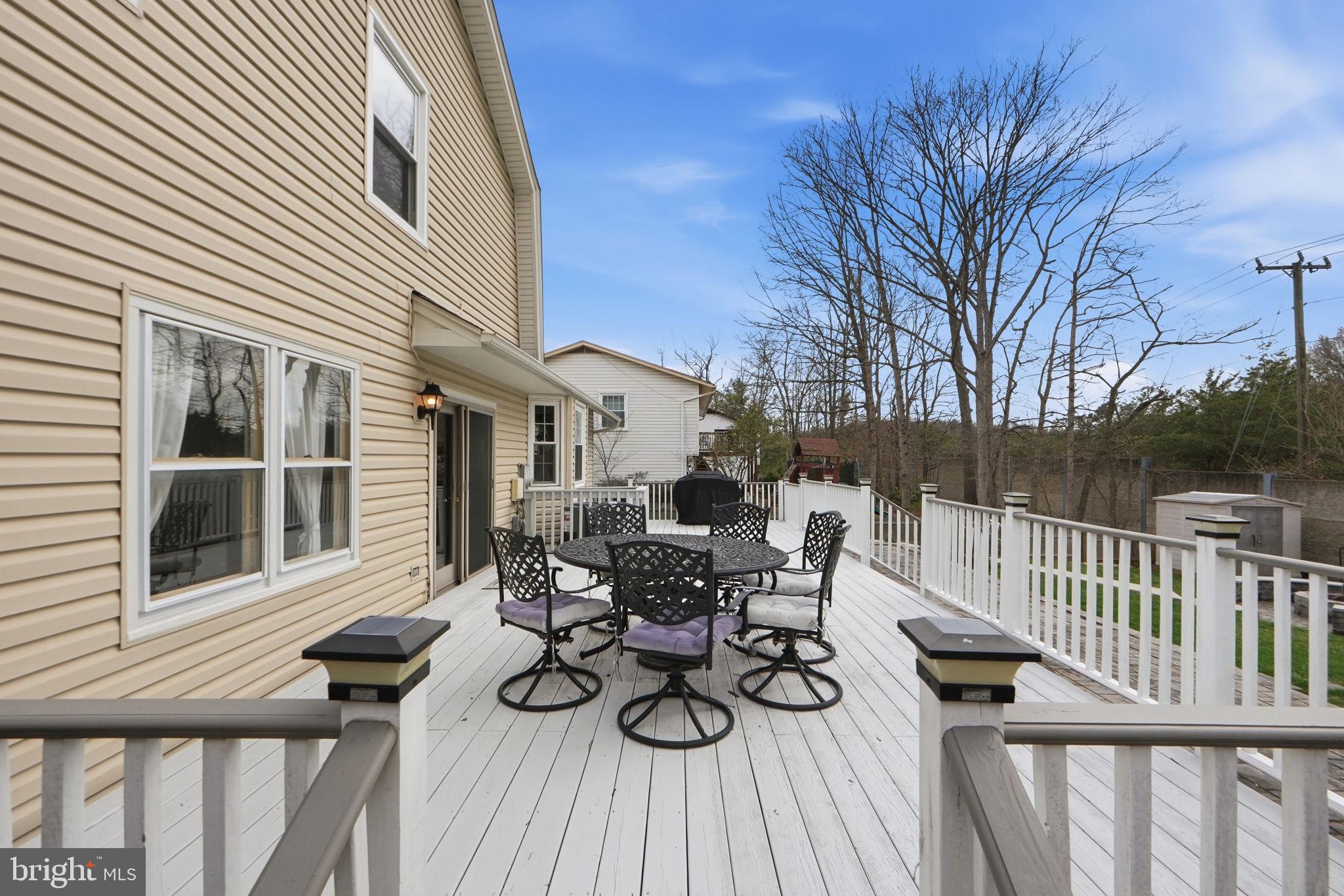 7316 LIGHTSHIP COURT