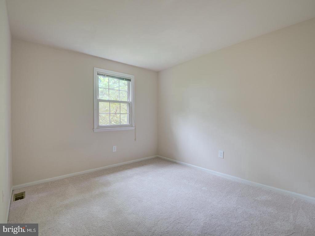 9867 HIGH WATER COURT
