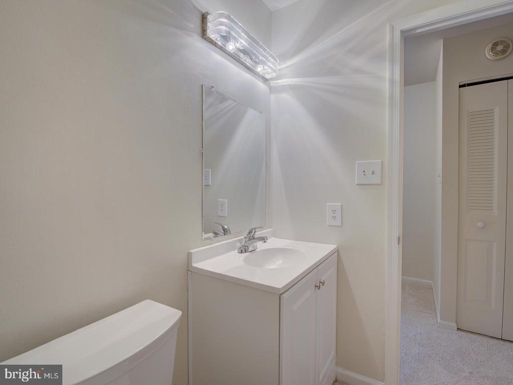 9867 HIGH WATER COURT