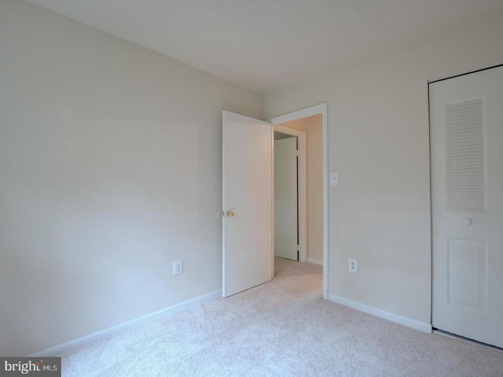 9867 HIGH WATER COURT