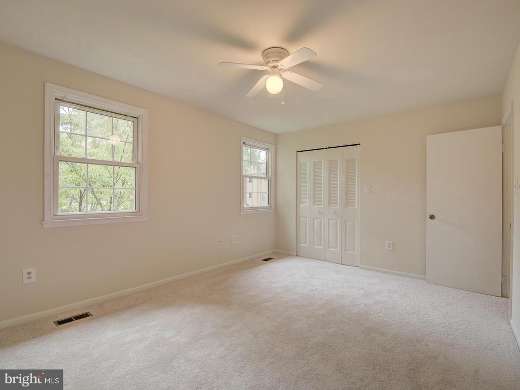 9867 HIGH WATER COURT