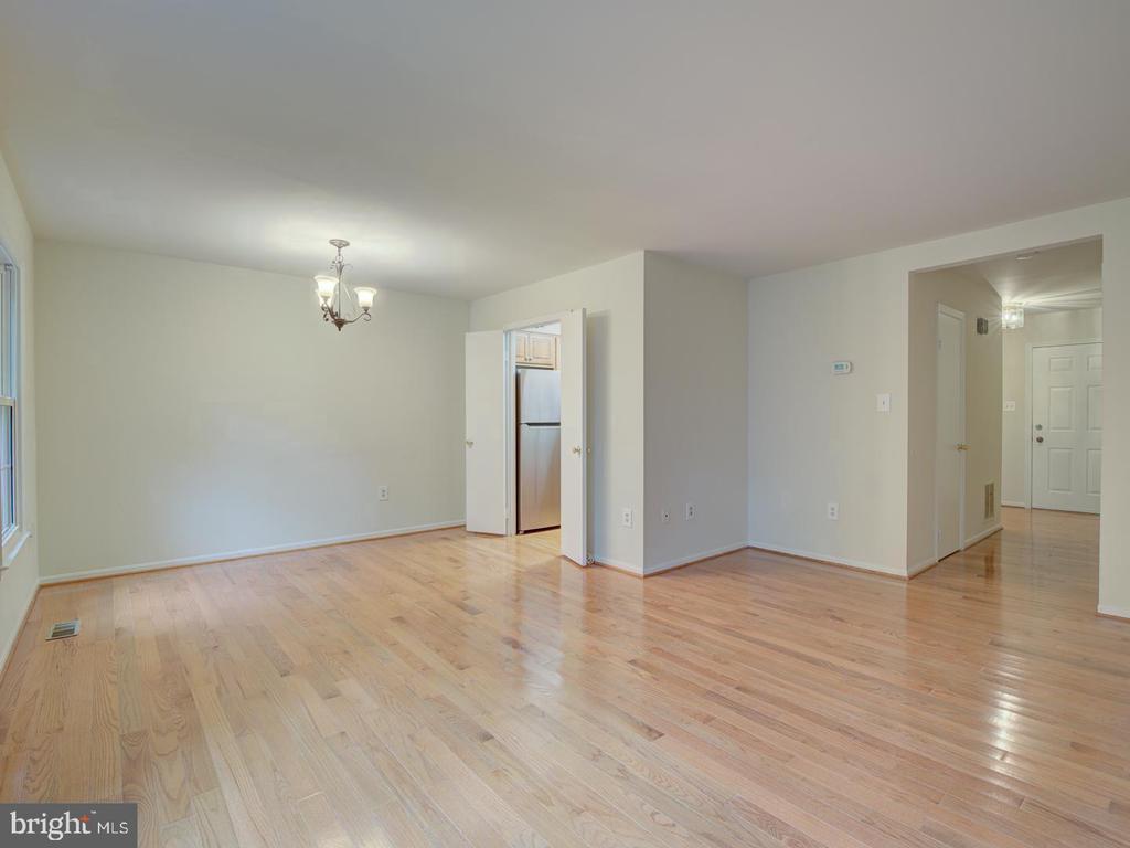 9867 HIGH WATER COURT