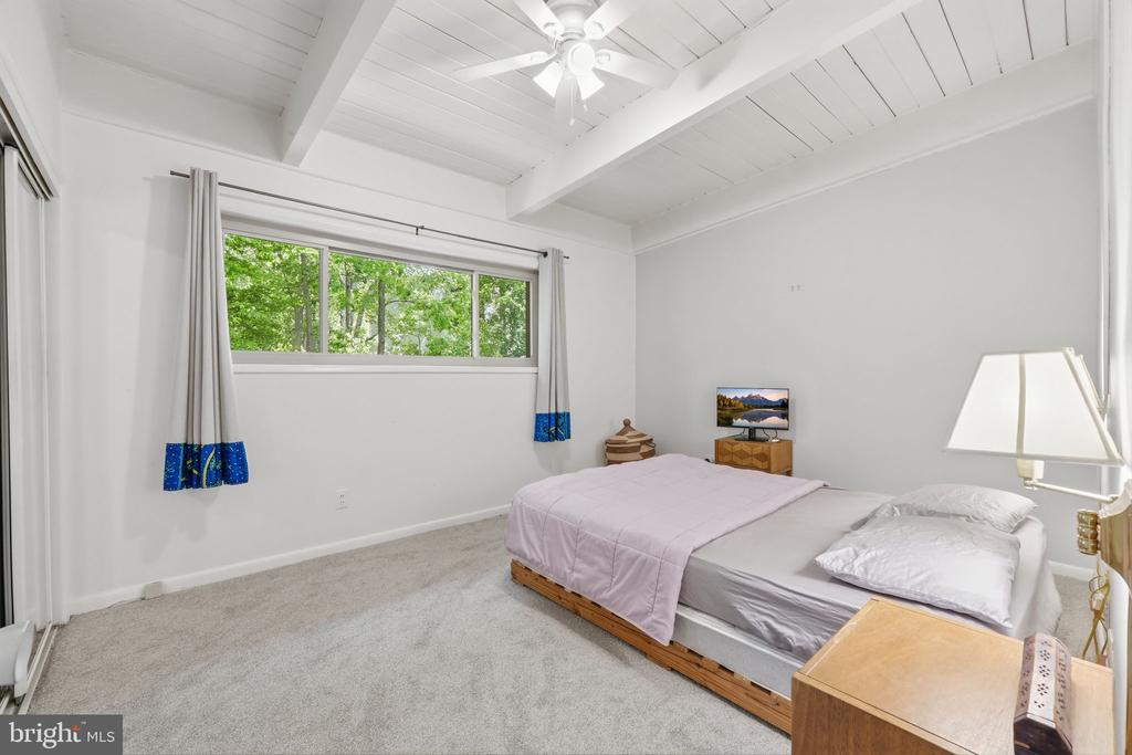 4335 AMERICANA DRIVE 203