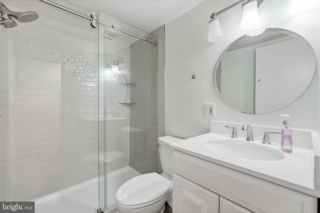4335 AMERICANA DRIVE 203