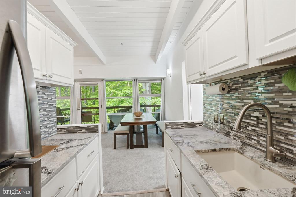 4335 AMERICANA DRIVE 203
