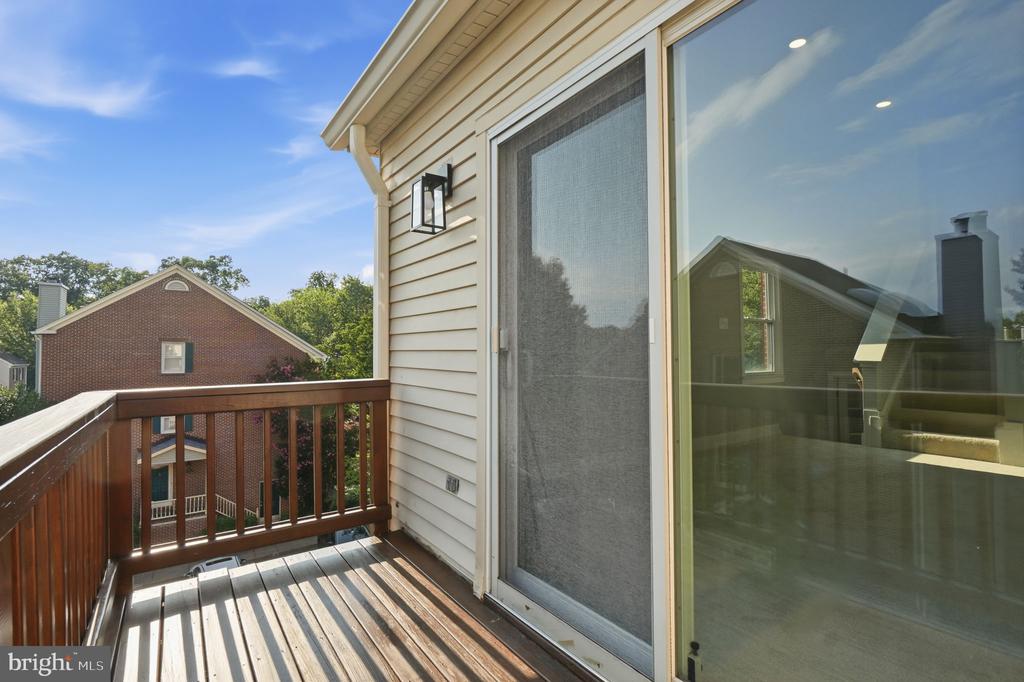 7559 CHRISLAND COVE