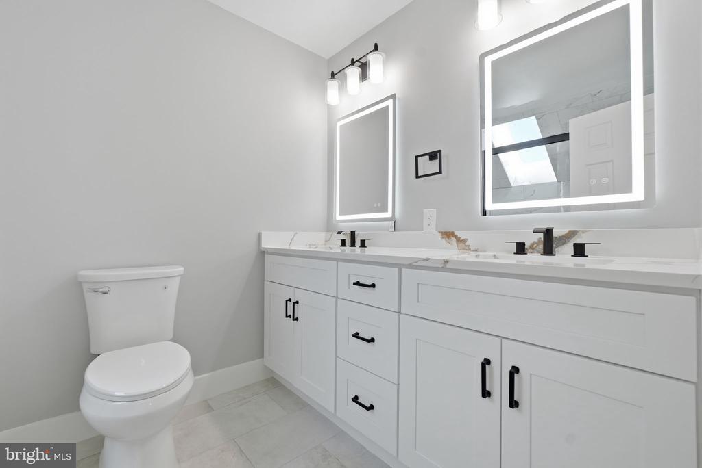 7559 CHRISLAND COVE
