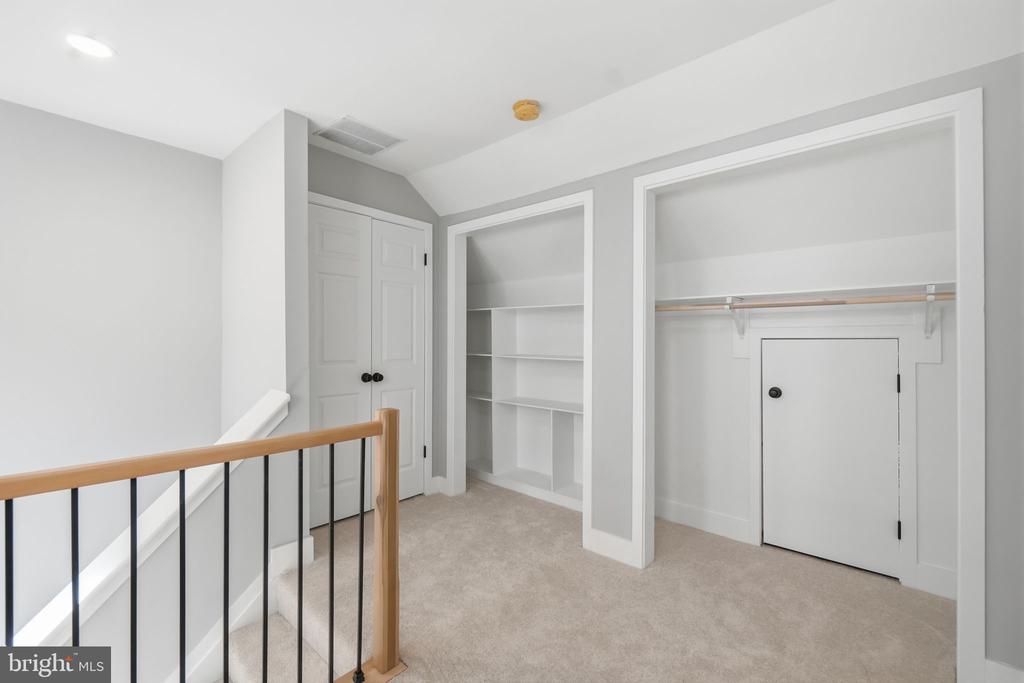 7559 CHRISLAND COVE