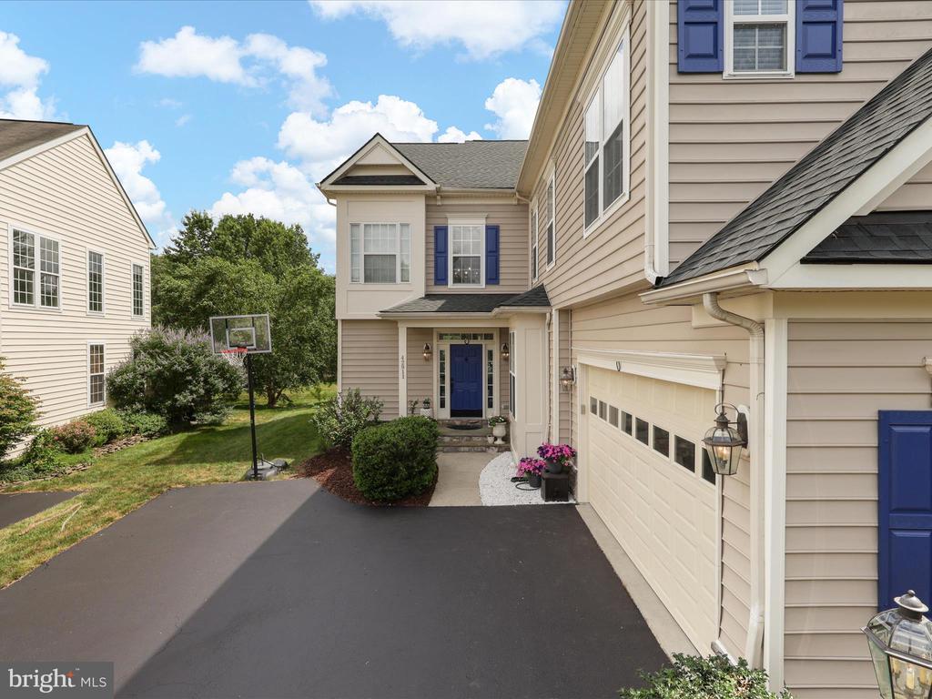 42911 Park Brooke Ct