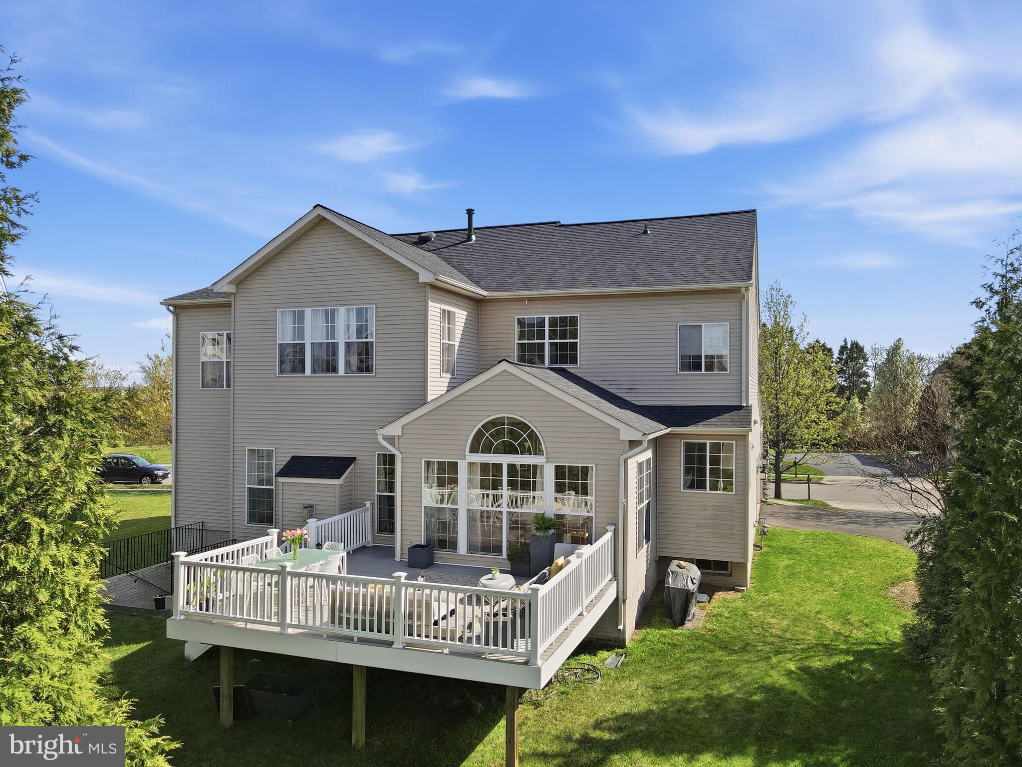 22320 LOST BRANCH CIRCLE