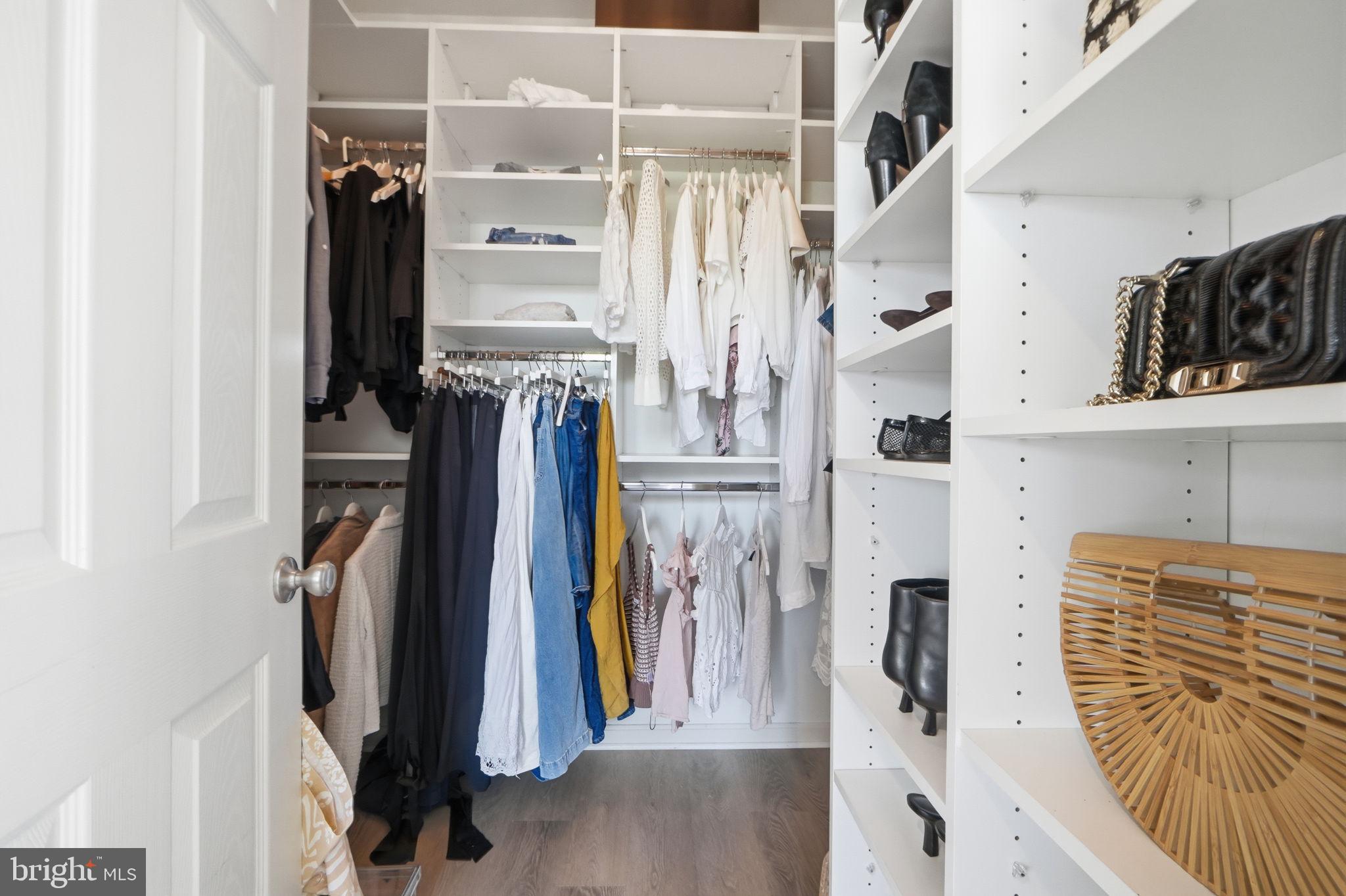 22320 LOST BRANCH CIRCLE