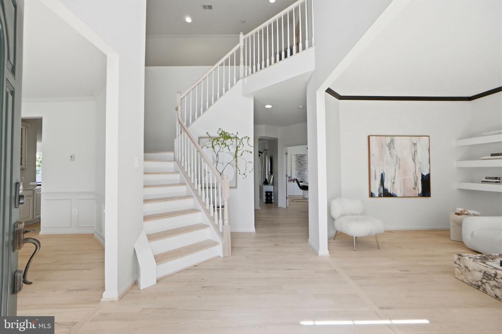 22320 LOST BRANCH CIRCLE