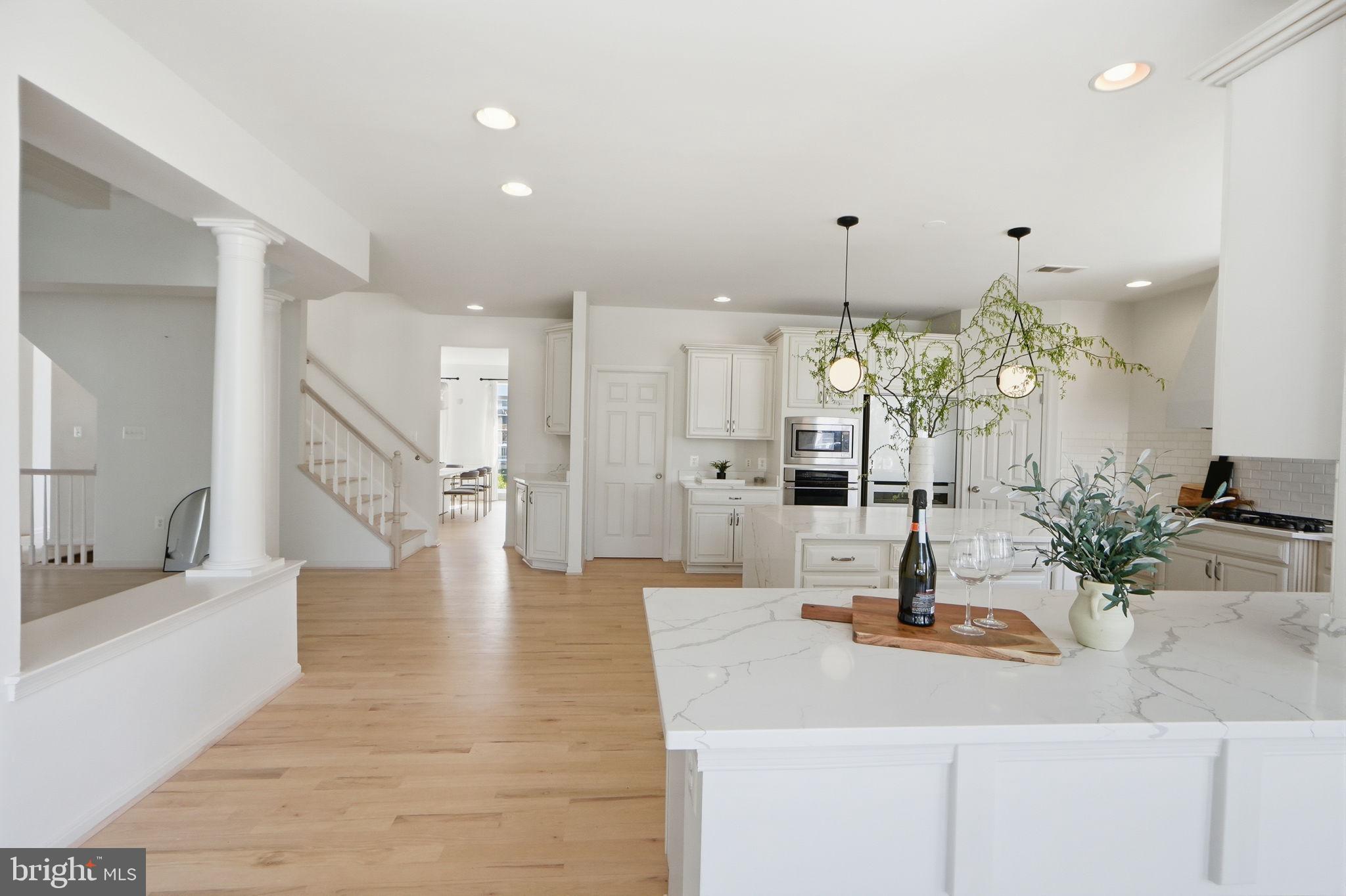 22320 LOST BRANCH CIRCLE