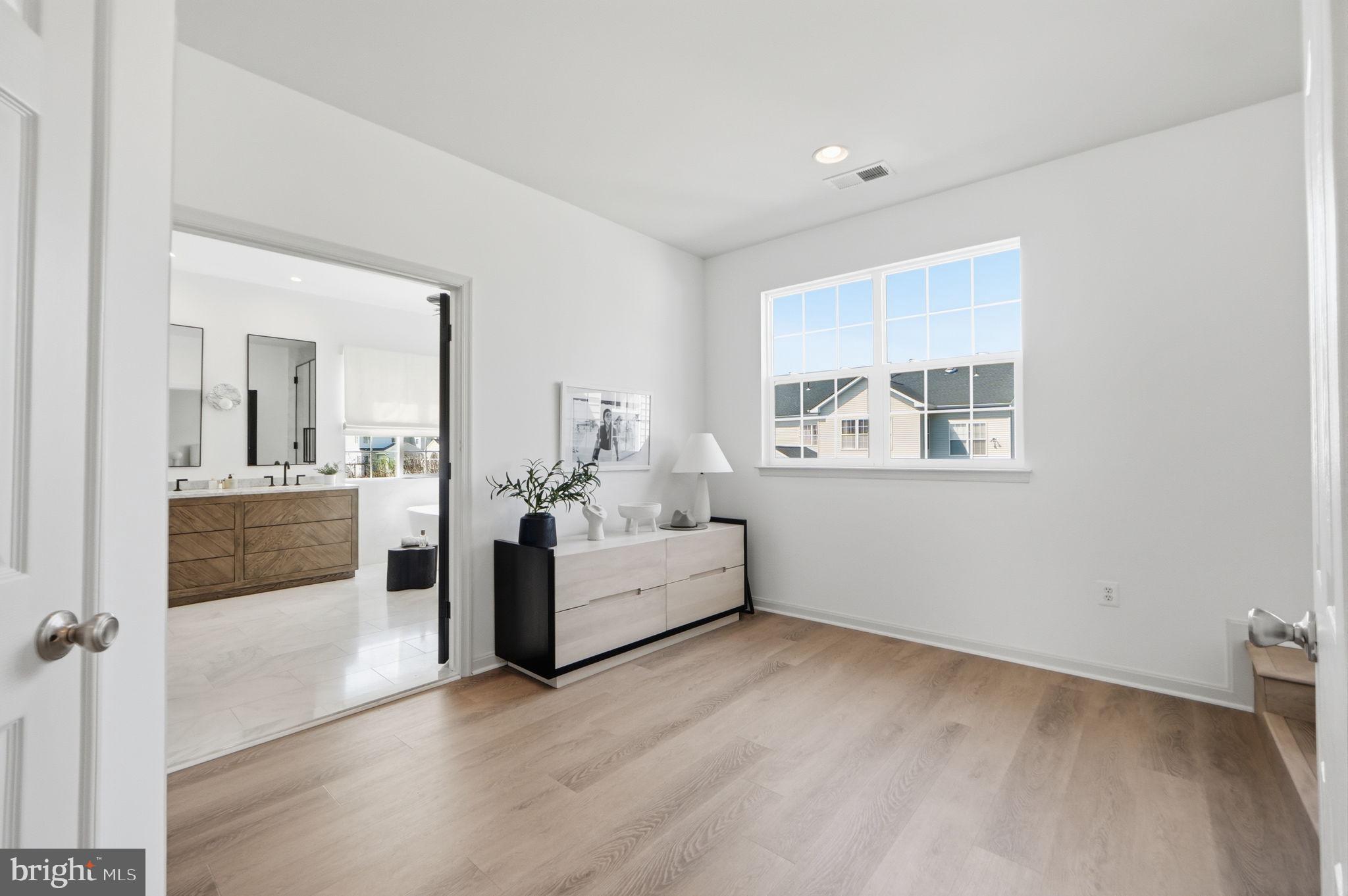 22320 LOST BRANCH CIRCLE