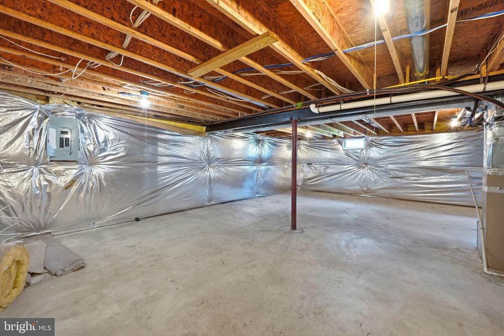 21392 GLEBE VIEW DRIVE