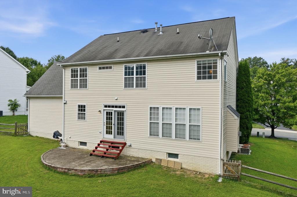 21392 GLEBE VIEW DRIVE