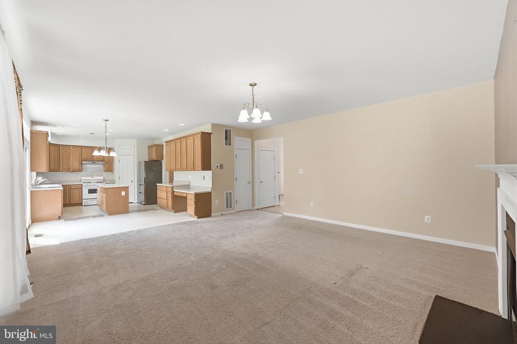 21392 GLEBE VIEW DRIVE
