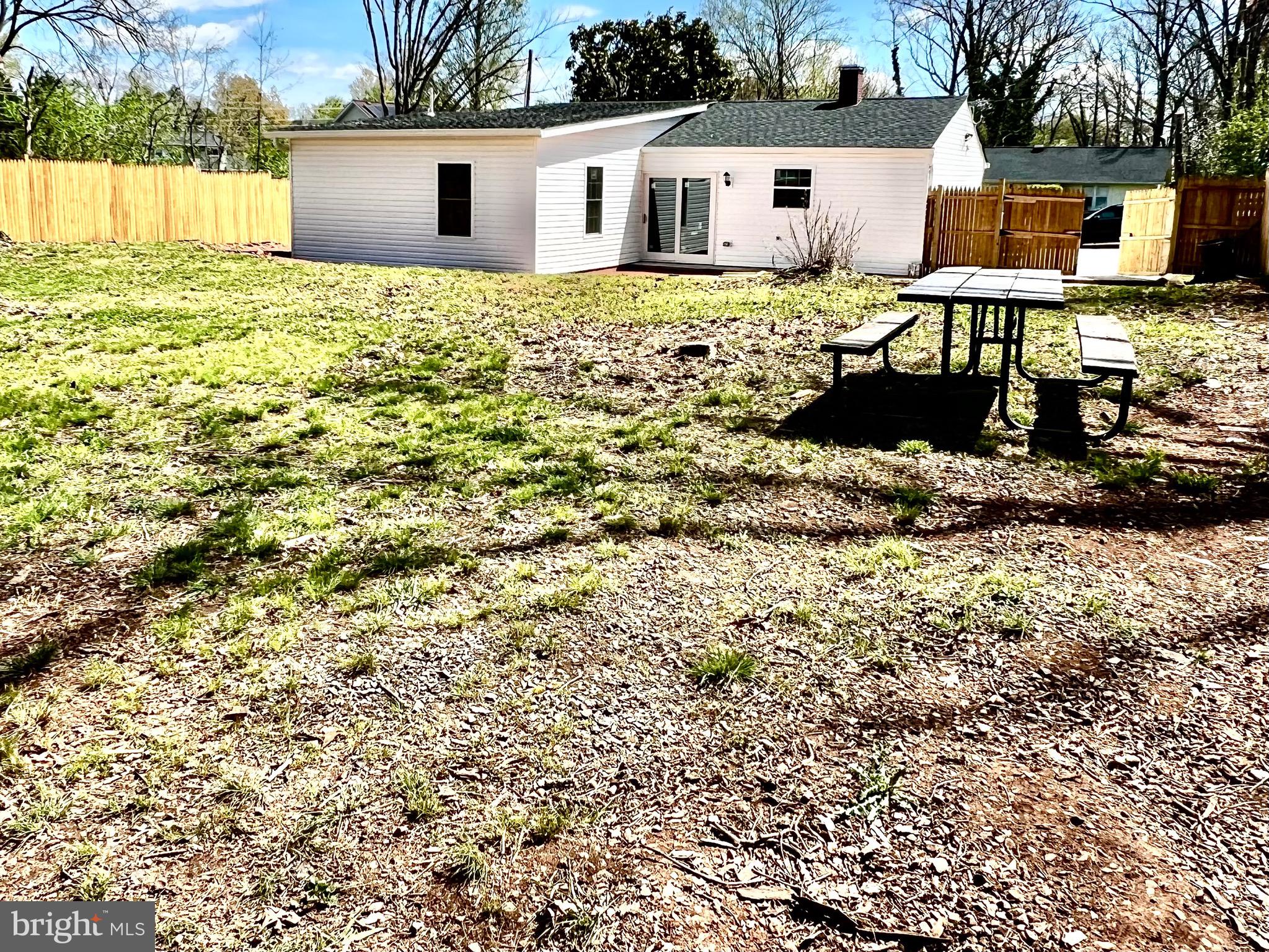 129 Courtney Dr