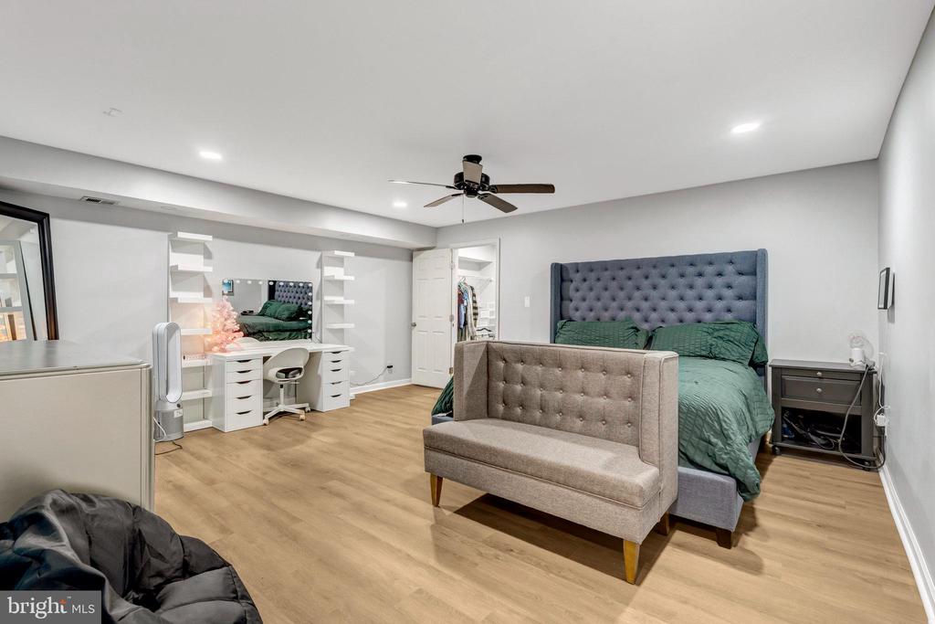 4169 AGENCY LOOP