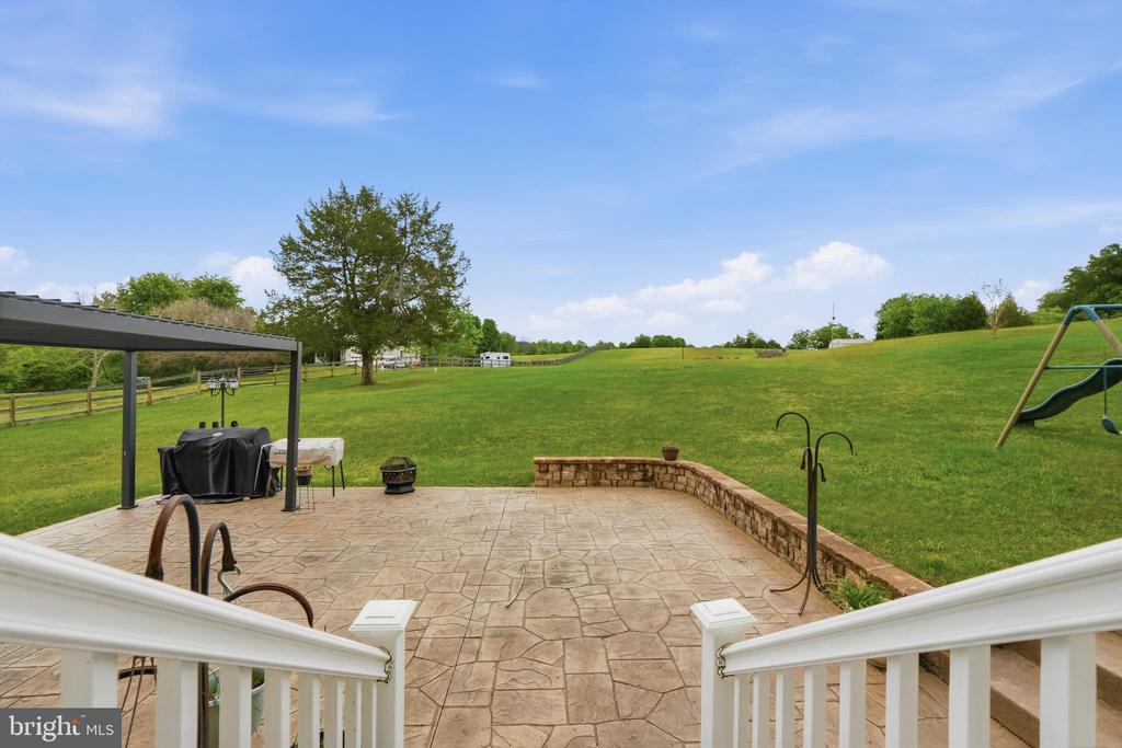 51 EQUESTRIAN DRIVE