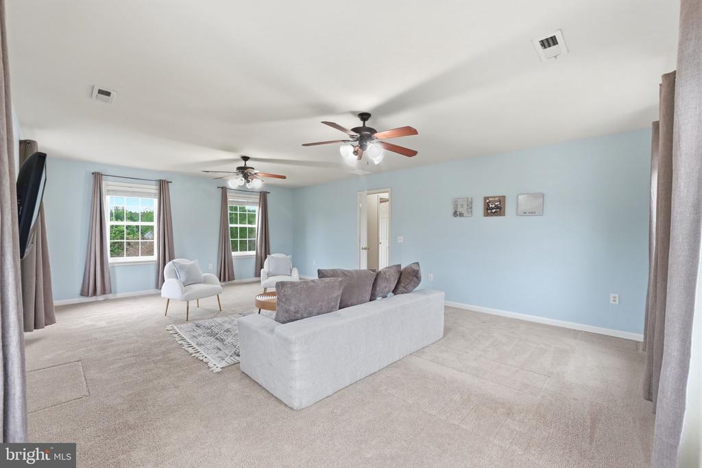 51 EQUESTRIAN DRIVE