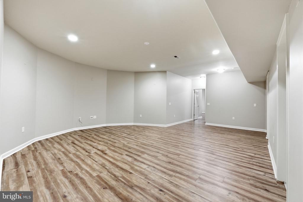 51 EQUESTRIAN DRIVE
