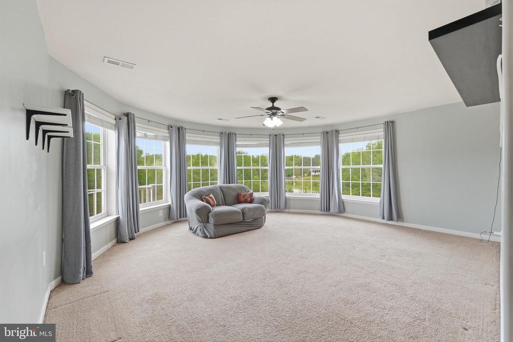 51 EQUESTRIAN DRIVE