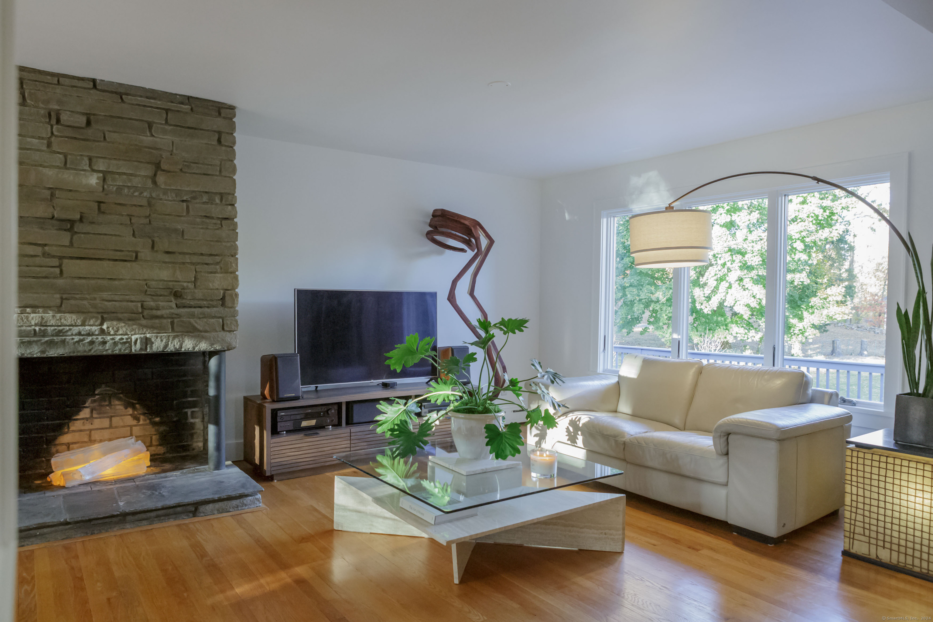 48 Lounsbury Road