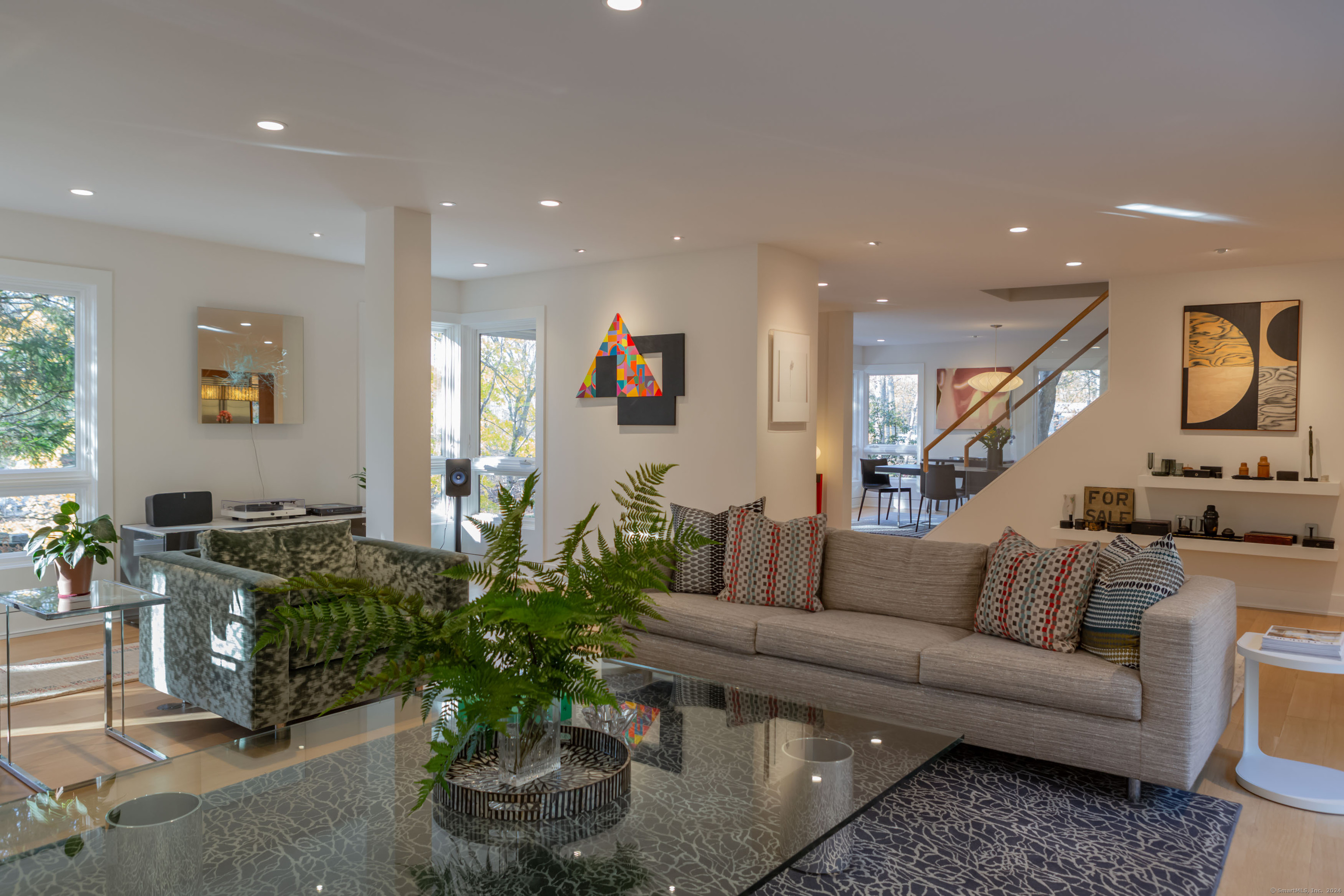 17 Greenbrier Road