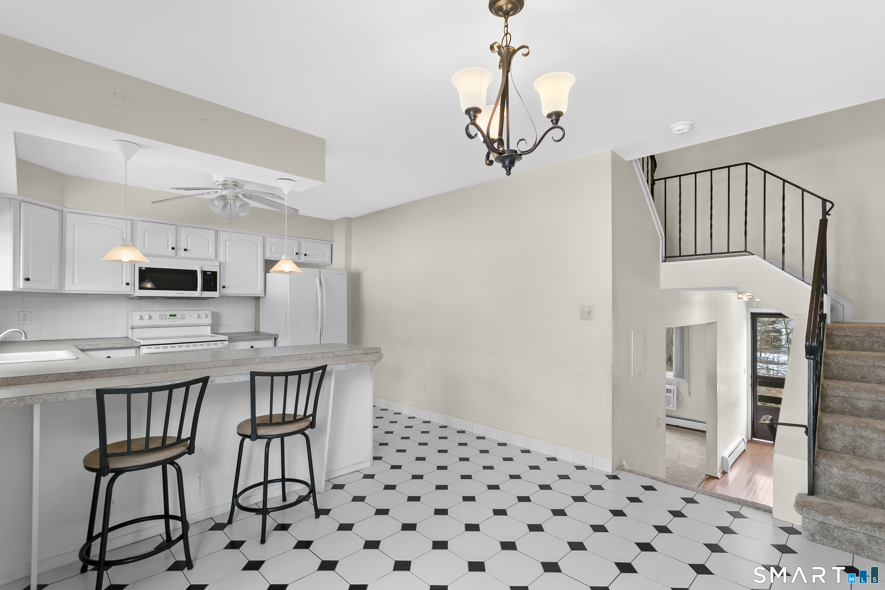 200 Woodmont Avenue 130