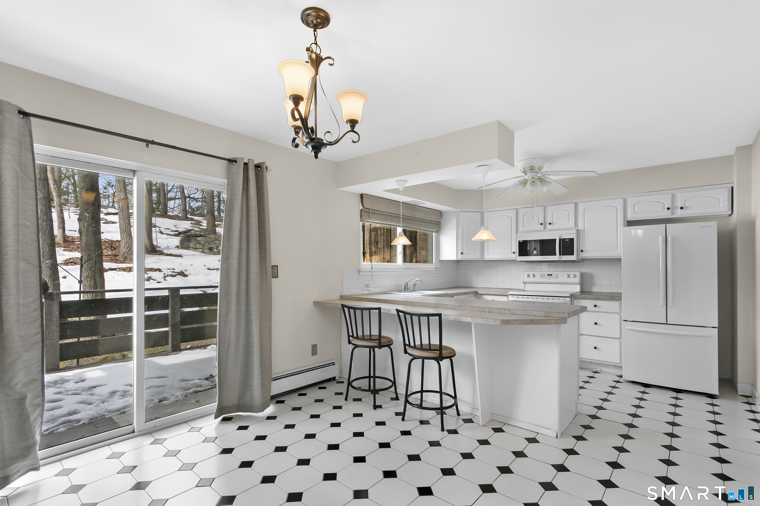 200 Woodmont Avenue 130