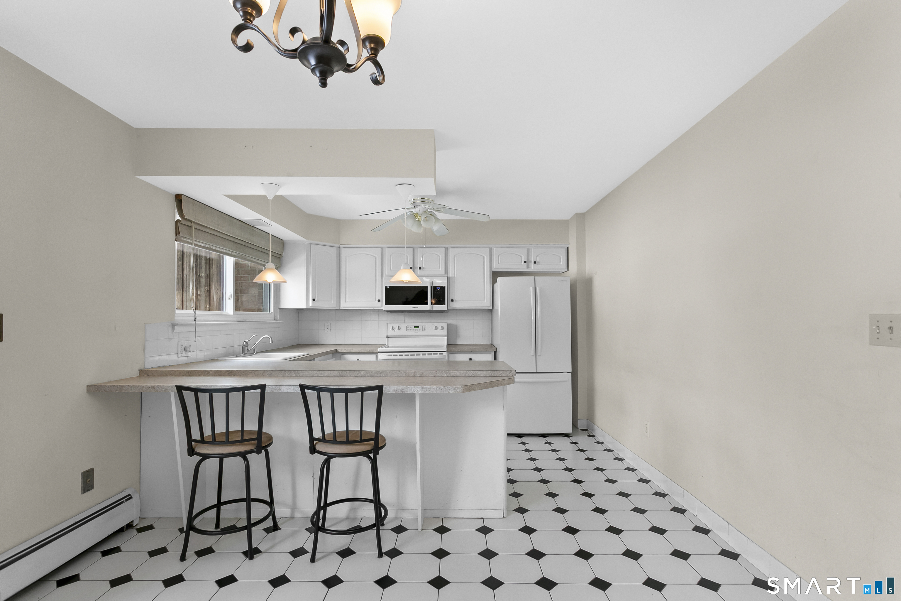 200 Woodmont Avenue 130