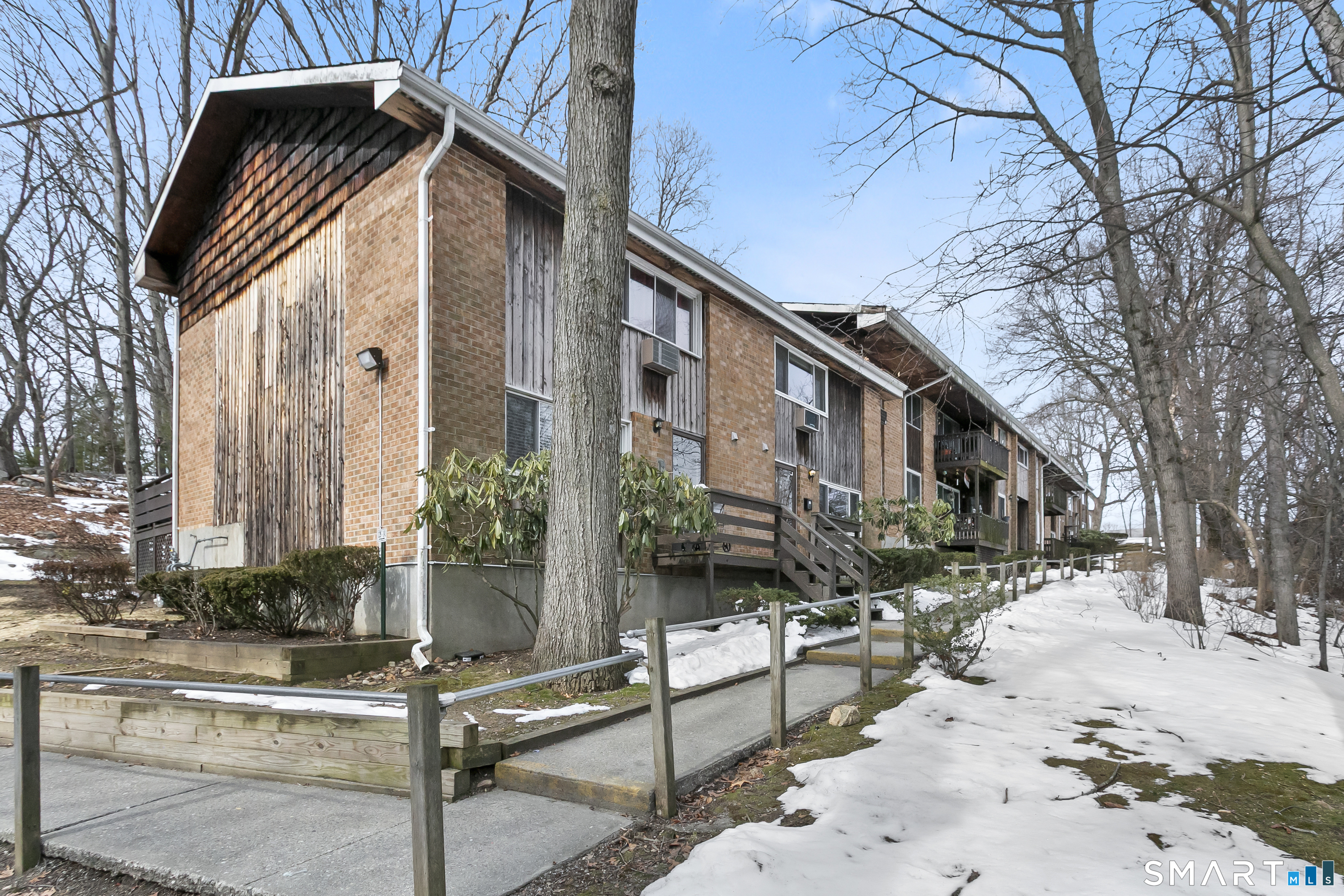 200 Woodmont Avenue 130