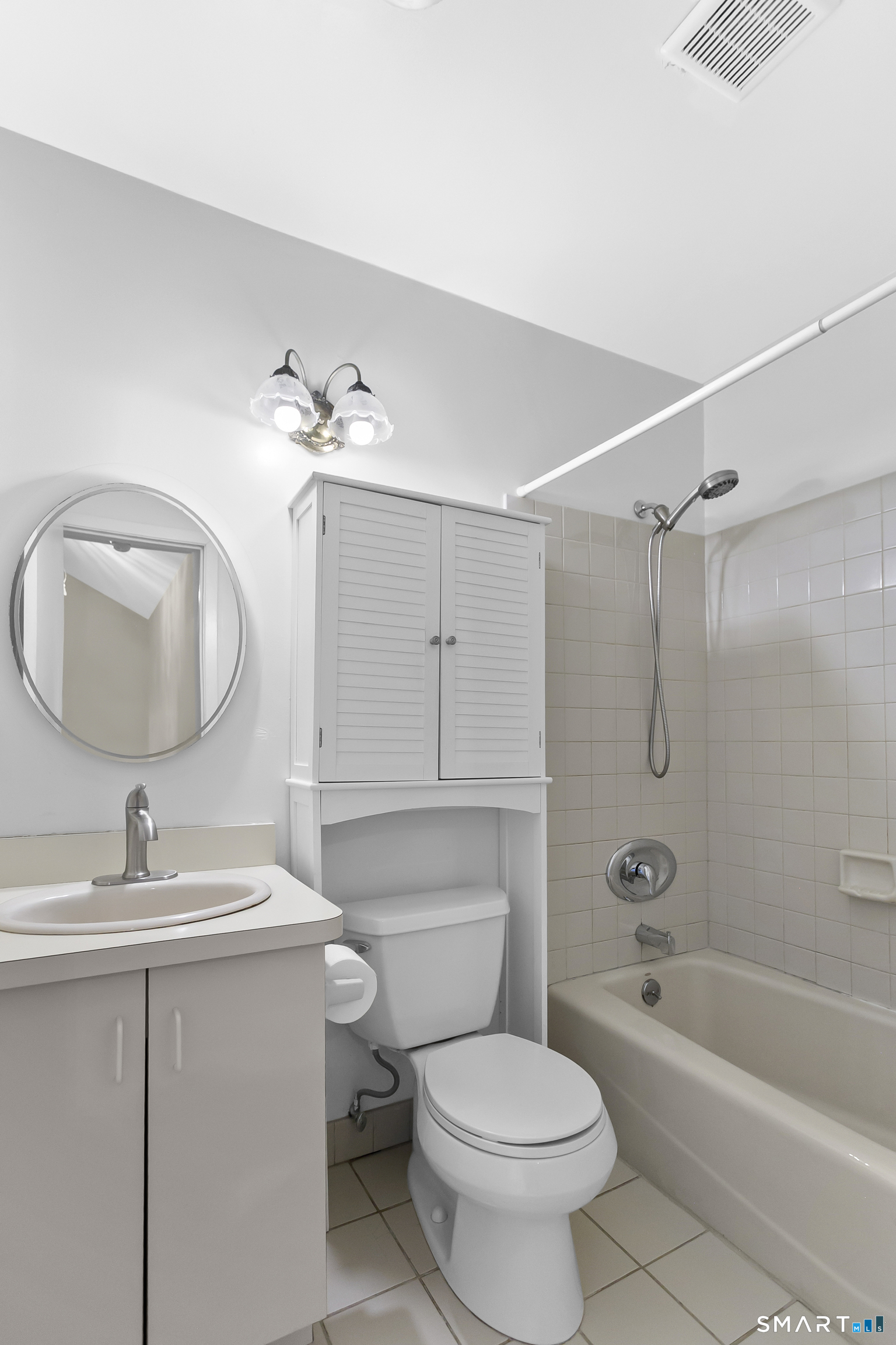 200 Woodmont Avenue 130