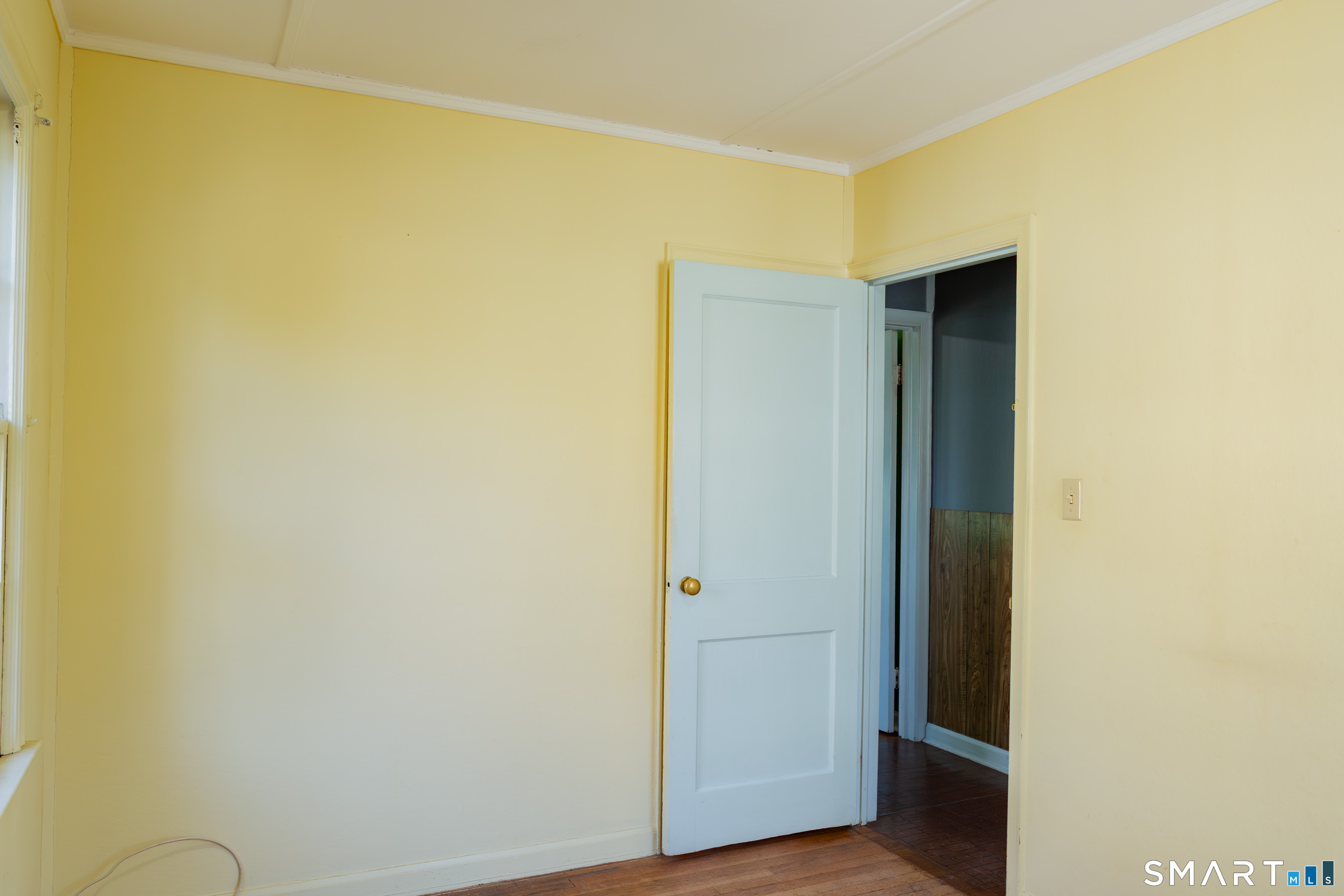 496 Burnsford Avenue