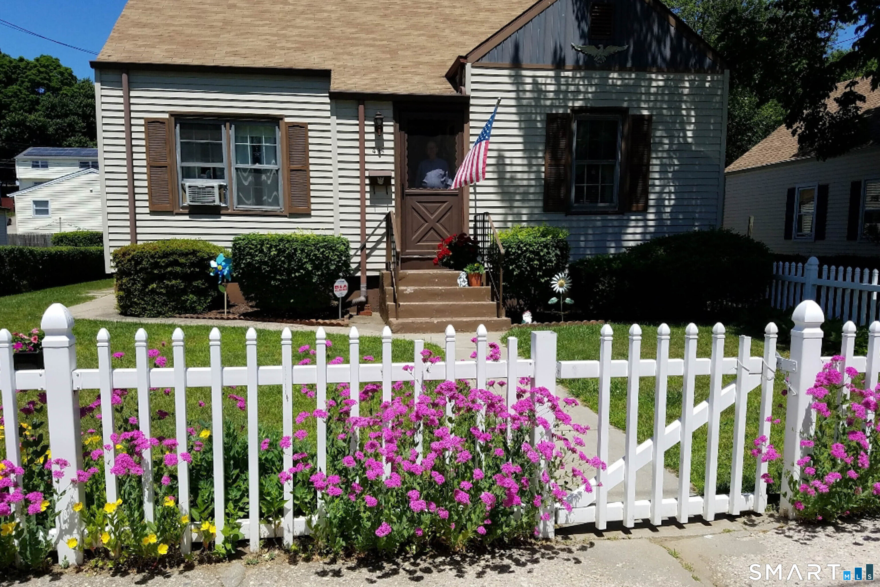 496 Burnsford Avenue