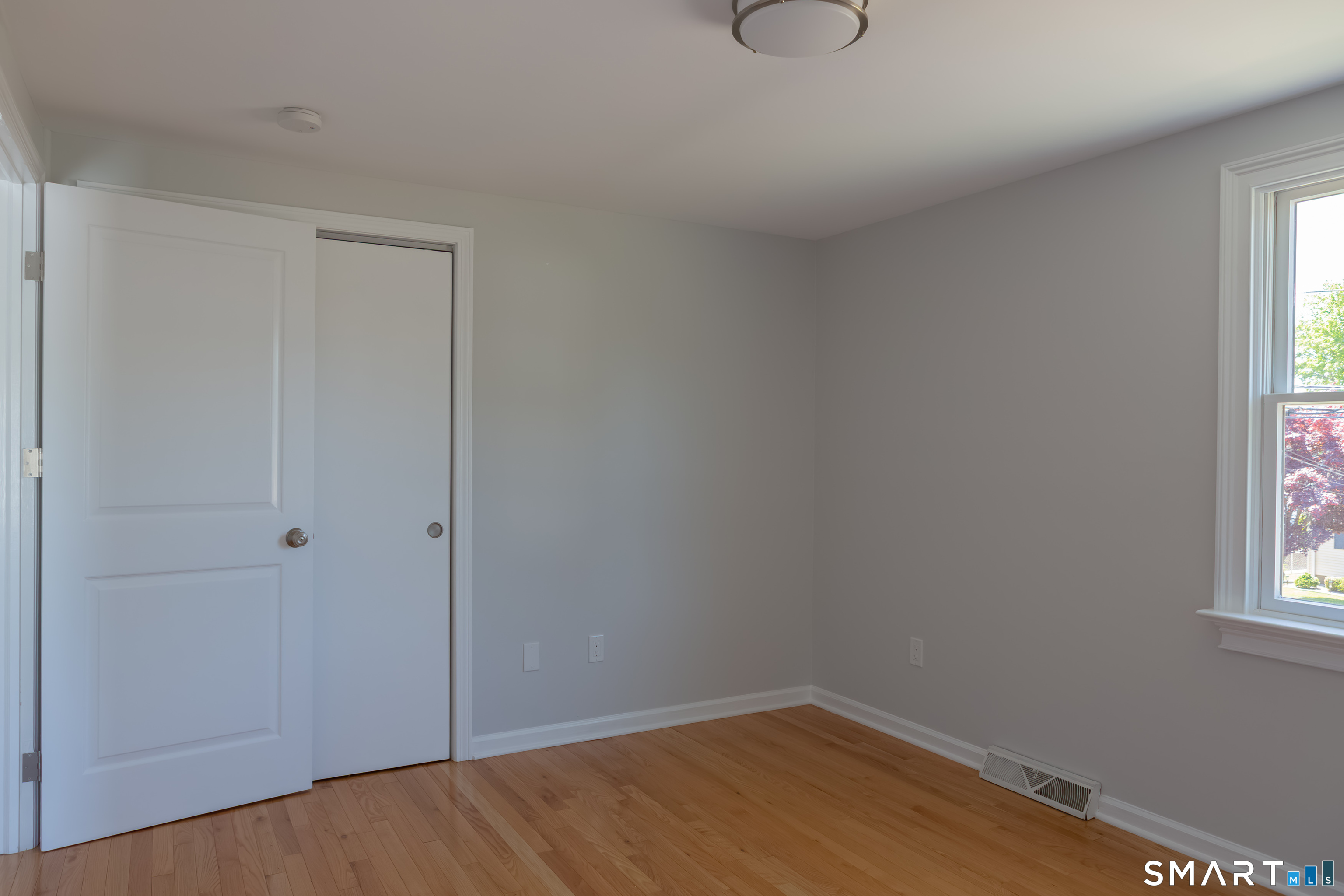 21 Bertrose Avenue