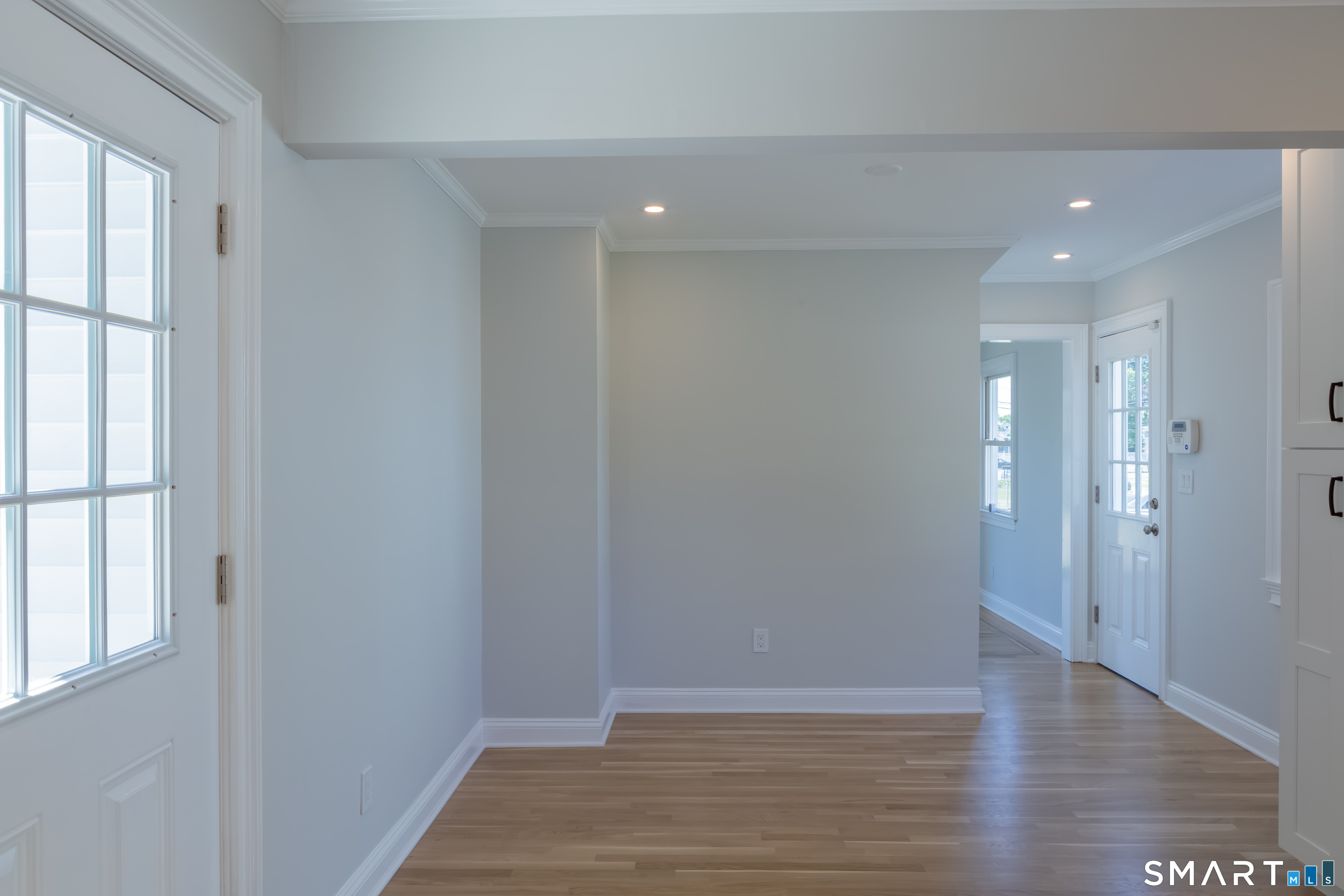 21 Bertrose Avenue