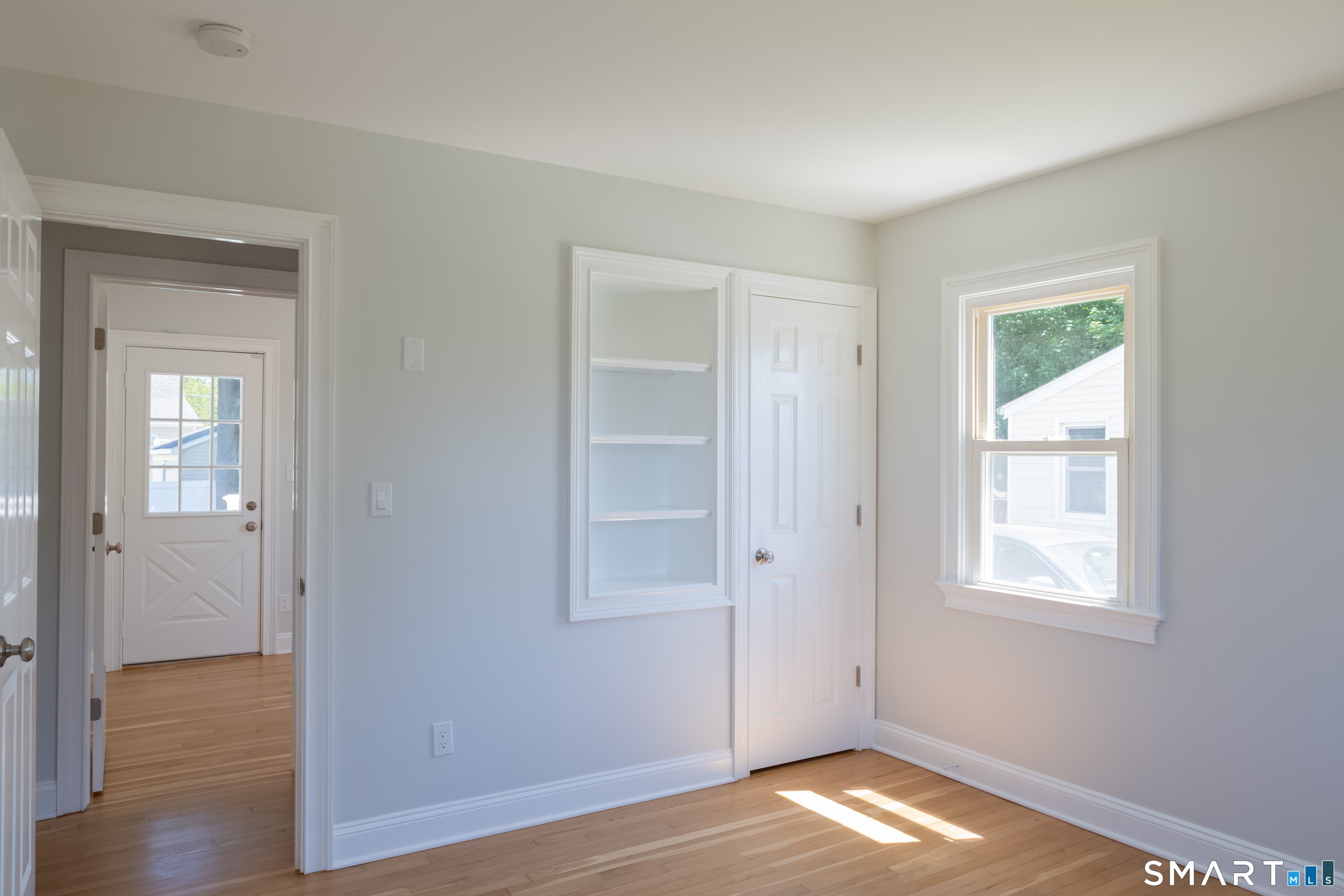 21 Bertrose Avenue