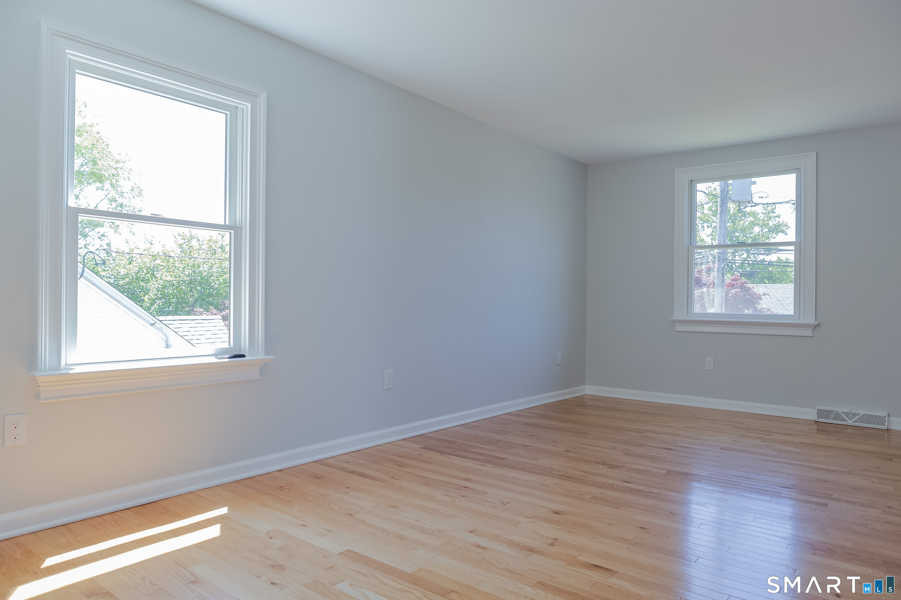 21 Bertrose Avenue