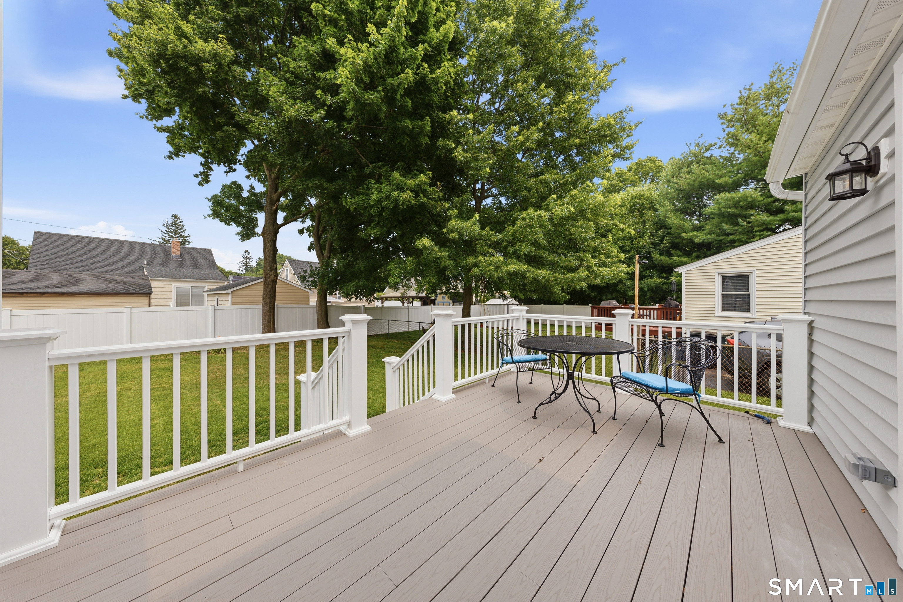 21 Bertrose Avenue