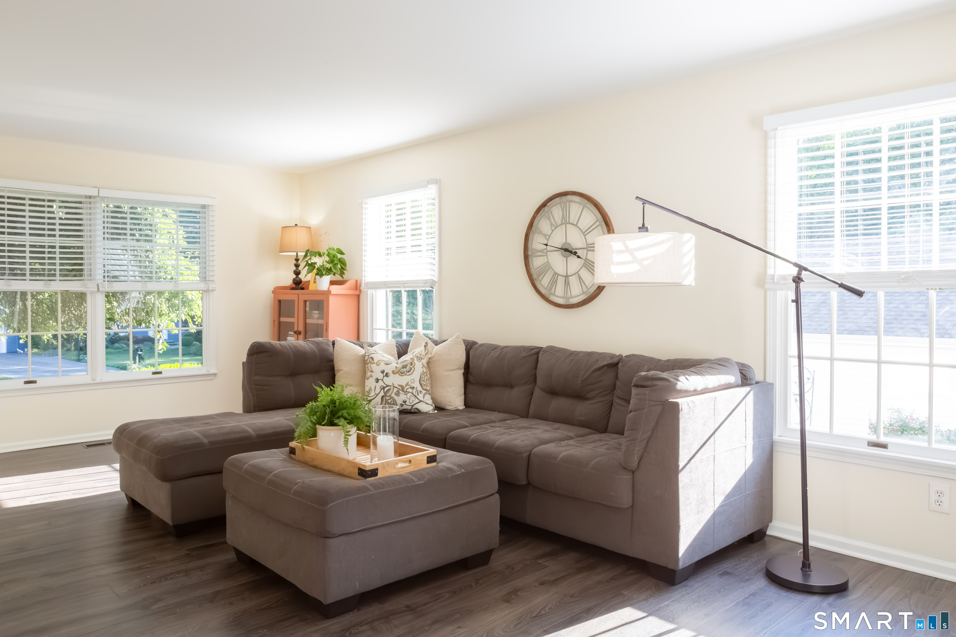 30 Crested Ridge Court