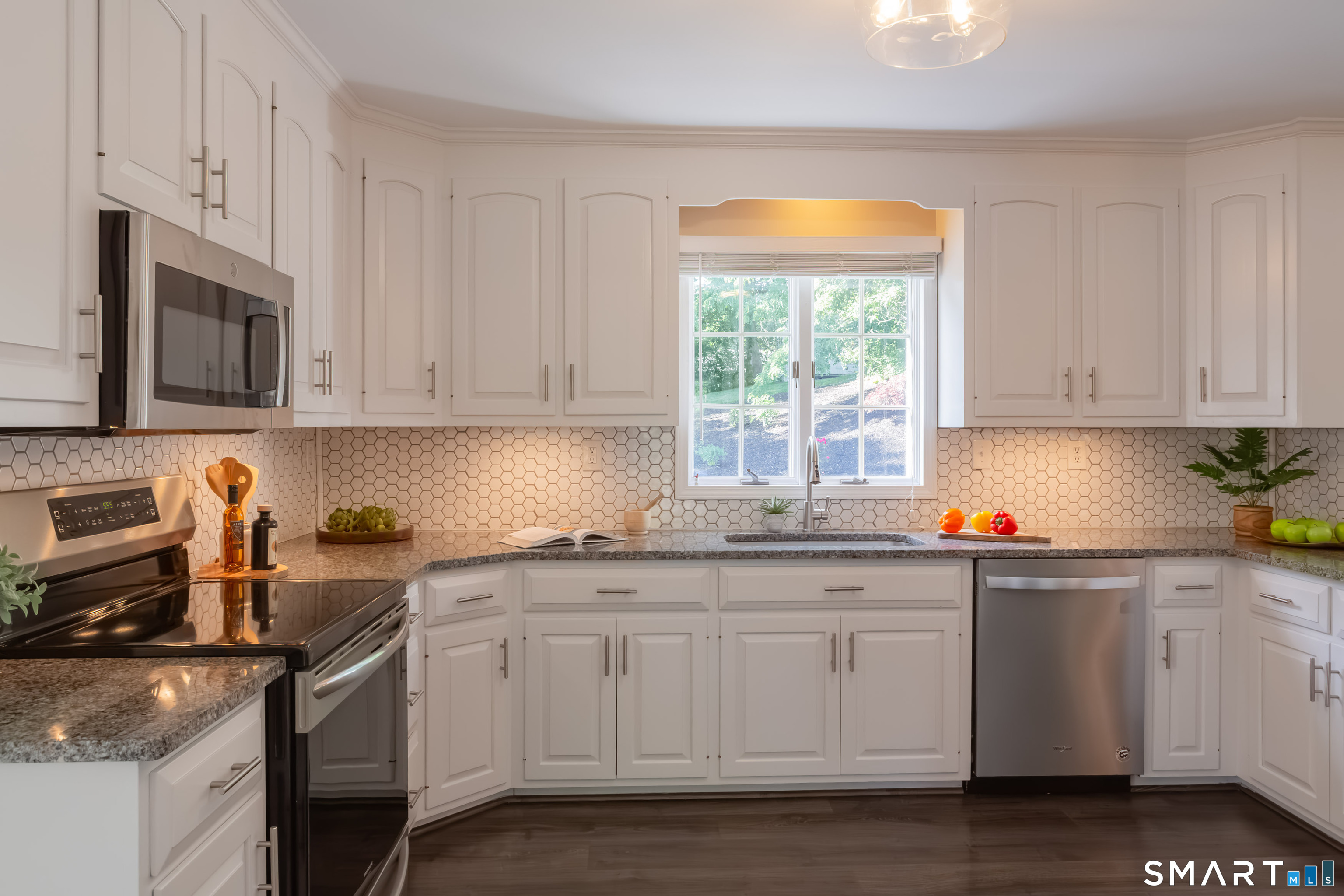 30 Crested Ridge Court