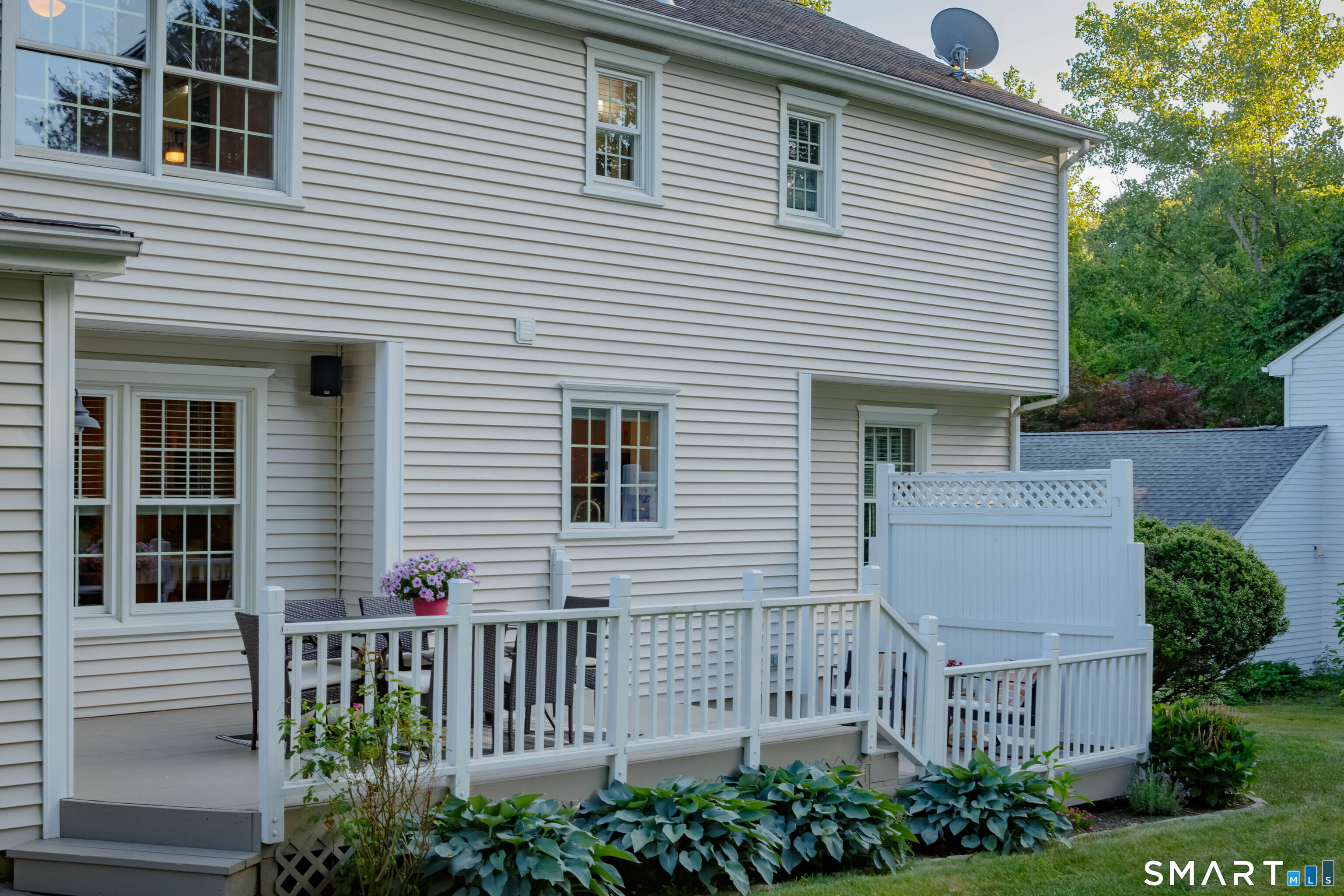 30 Crested Ridge Court